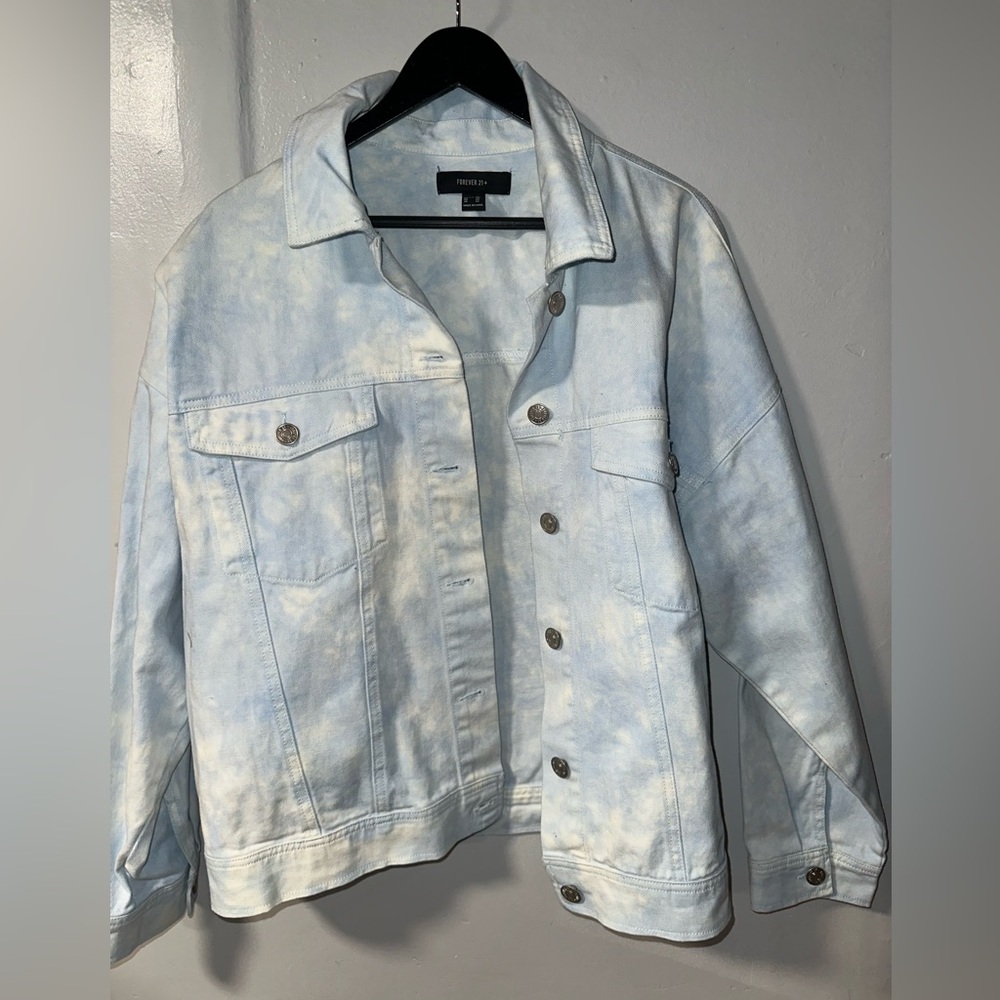 COPY - Forever 21 Jean Jacket cloud print size 2x